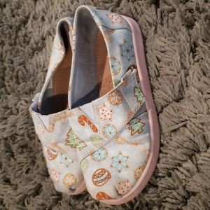 Christmas toms